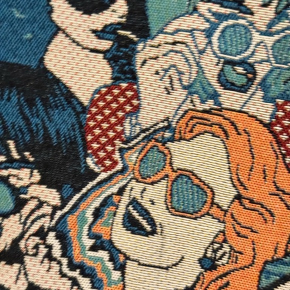 VIP Collection Color Multi Faces Jacket Size L - Picture 7 of 7